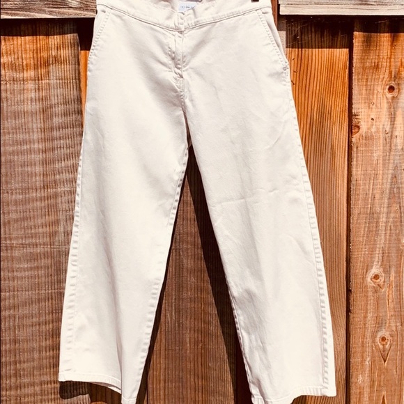 Calvin Klein Capris Khakis. Sz 8 - Picture 3 of 7